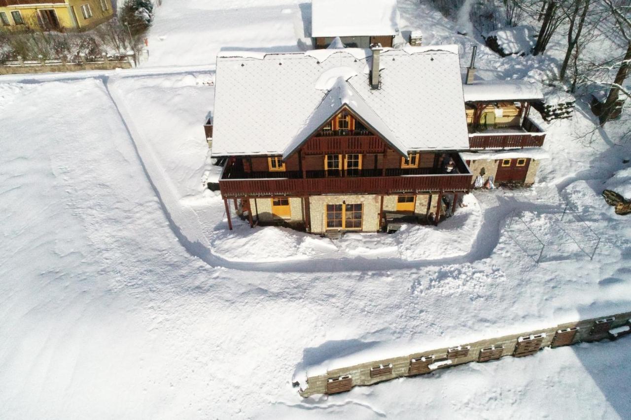 Rodinny Dum Na Slunecni Strani Dolni Dvur Dış mekan fotoğraf